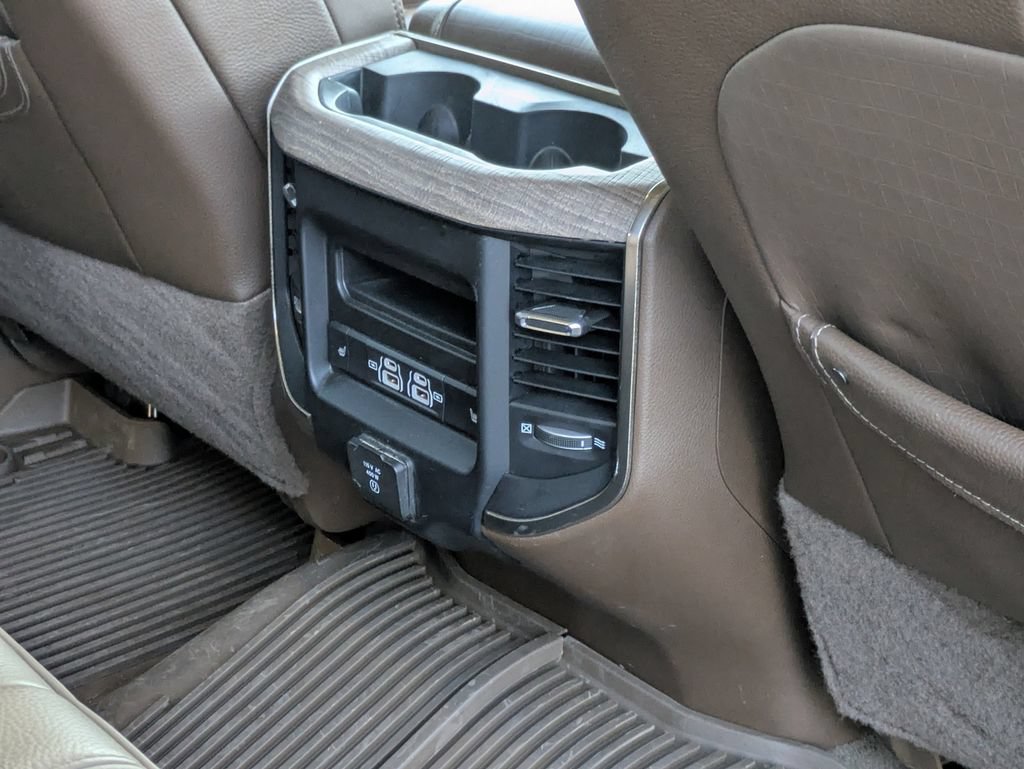 Used 2023 RAM 3500 Limited AWD/4WD image 32