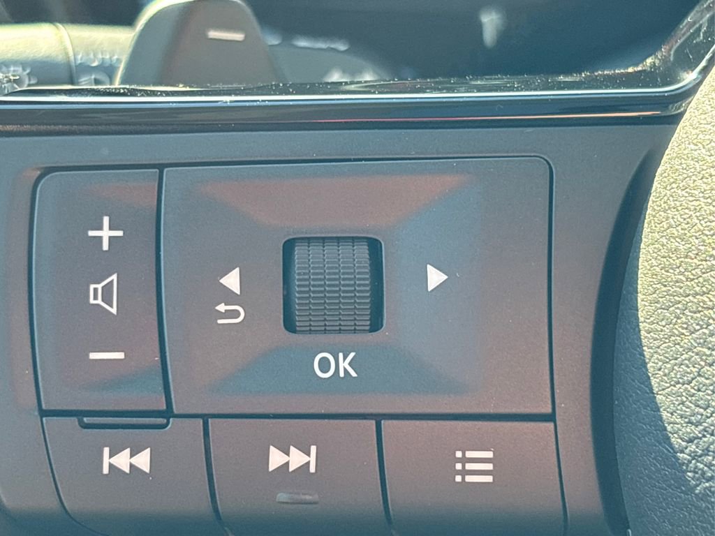 New 2025 Nissan Pathfinder Platinum w/ Cargo Package image 30