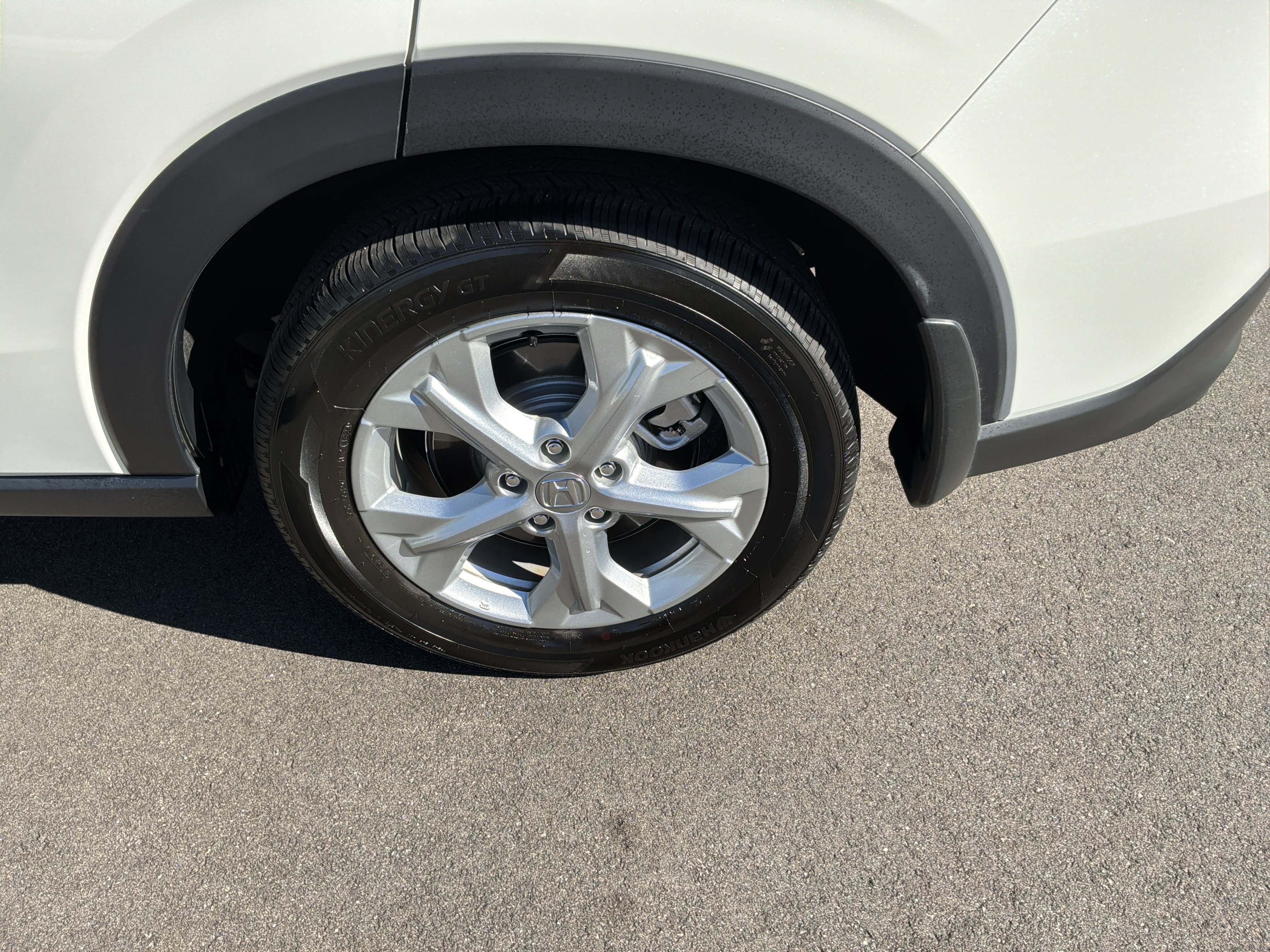 Used 2025 Honda HR-V LX image 13