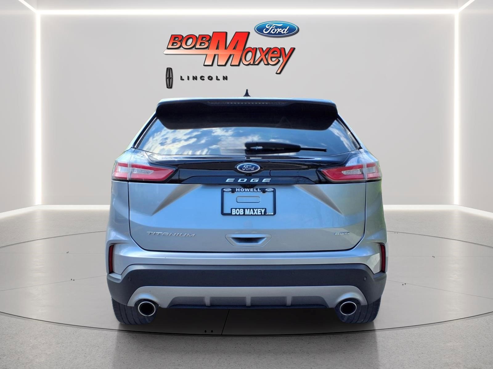 Used 2024 Ford Edge Titanium AWD/4WD image 6