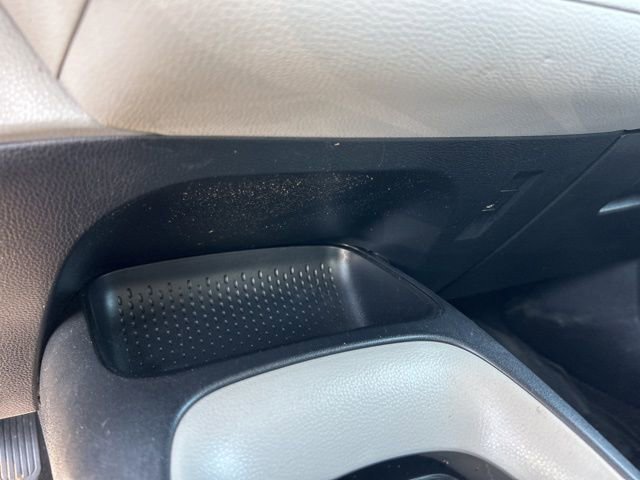 Used 2022 Toyota Corolla LE image 24