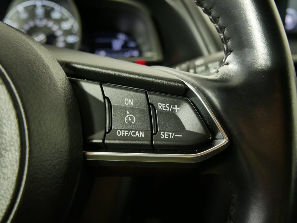 Used 2018 MAZDA MAZDA3 Touring FWD image 26