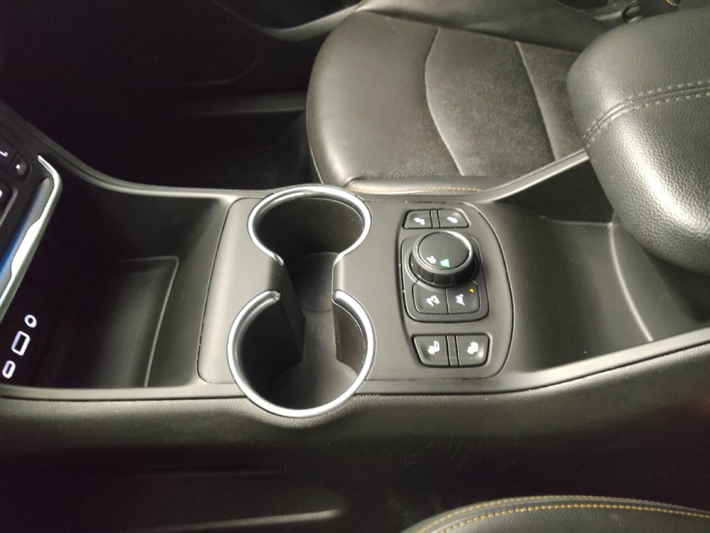 Used 2020 GMC Terrain SLT w/ Preferred Package image 26