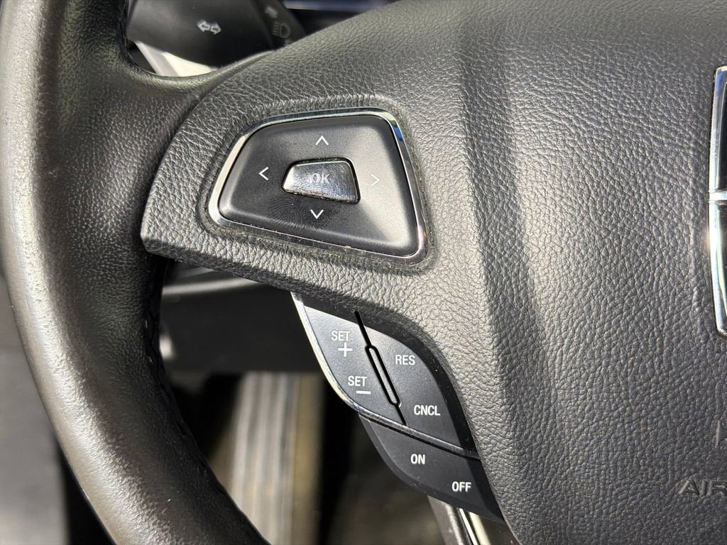 Used 2015 Lincoln MKZ Hybrid image 24