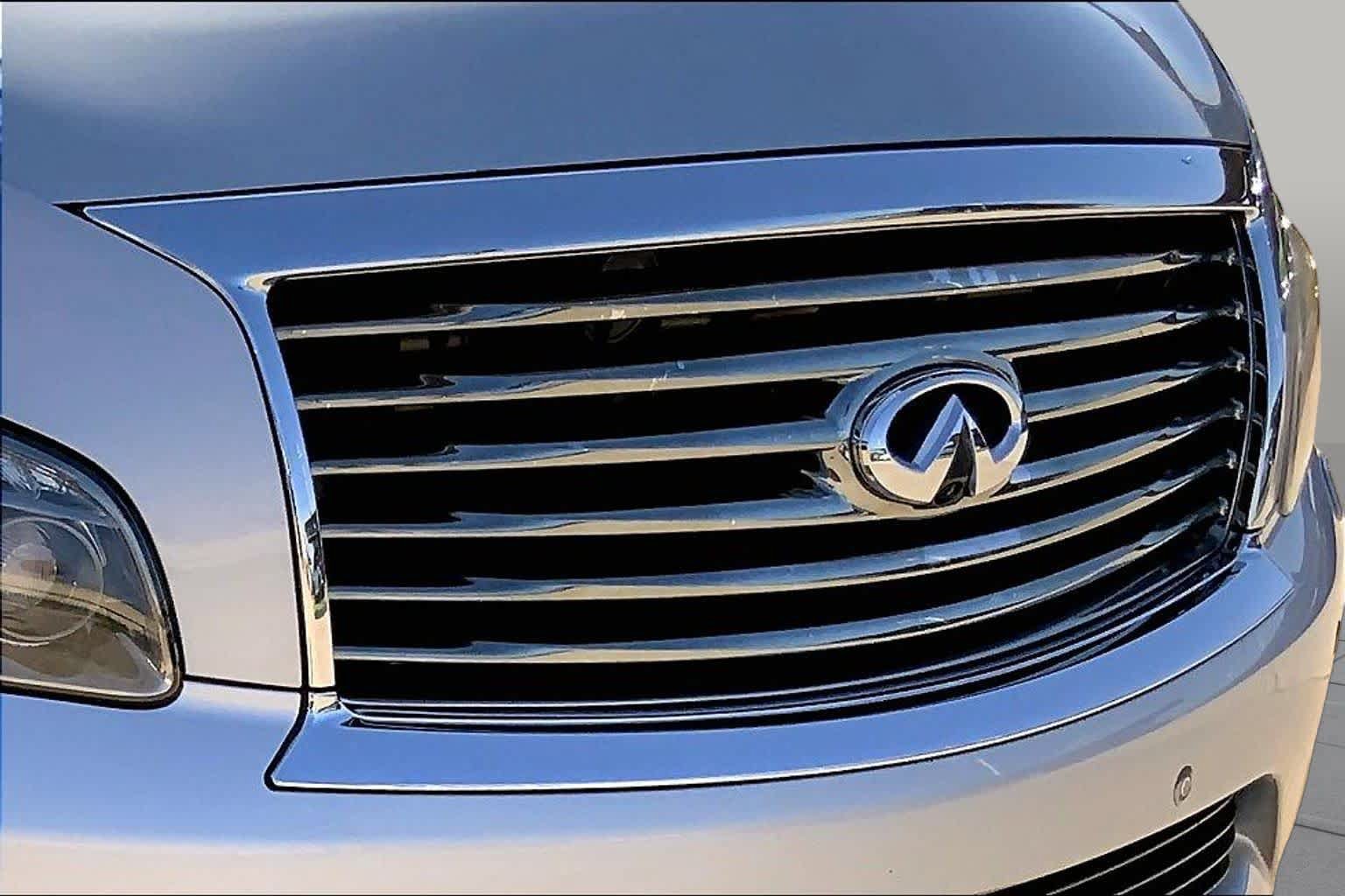 Used 2013 INFINITI QX56 4WD w/ Deluxe Touring Pkg image 29