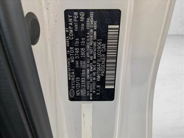 Used 2020 Hyundai Veloster 2.0 image 23