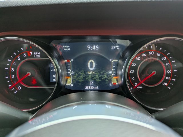 Used 2021 Jeep Gladiator Rubicon AWD/4WD image 8
