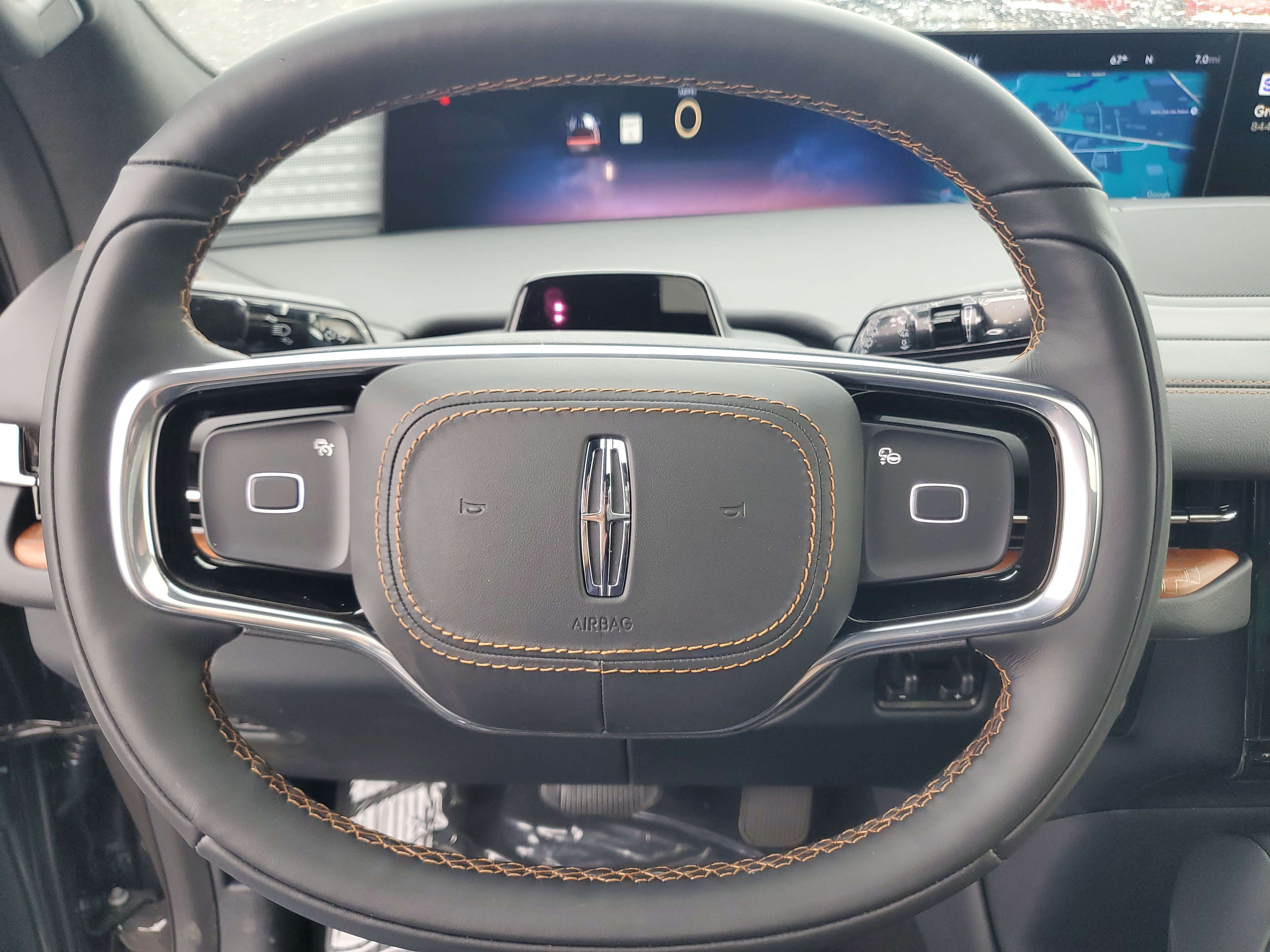 New 2026 Lincoln Navigator L Black Label AWD/4WD image 16