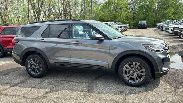 New 2026 Ford Explorer Active AWD/4WD image 29