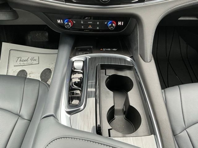 Used 2024 Buick Enclave Essence w/ Experience Buick Package image 29