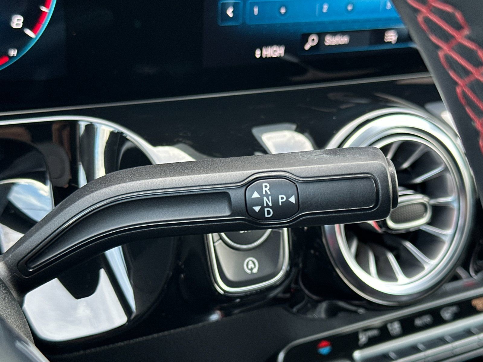 Certified 2022 Mercedes-Benz GLA 250 4MATIC image 21