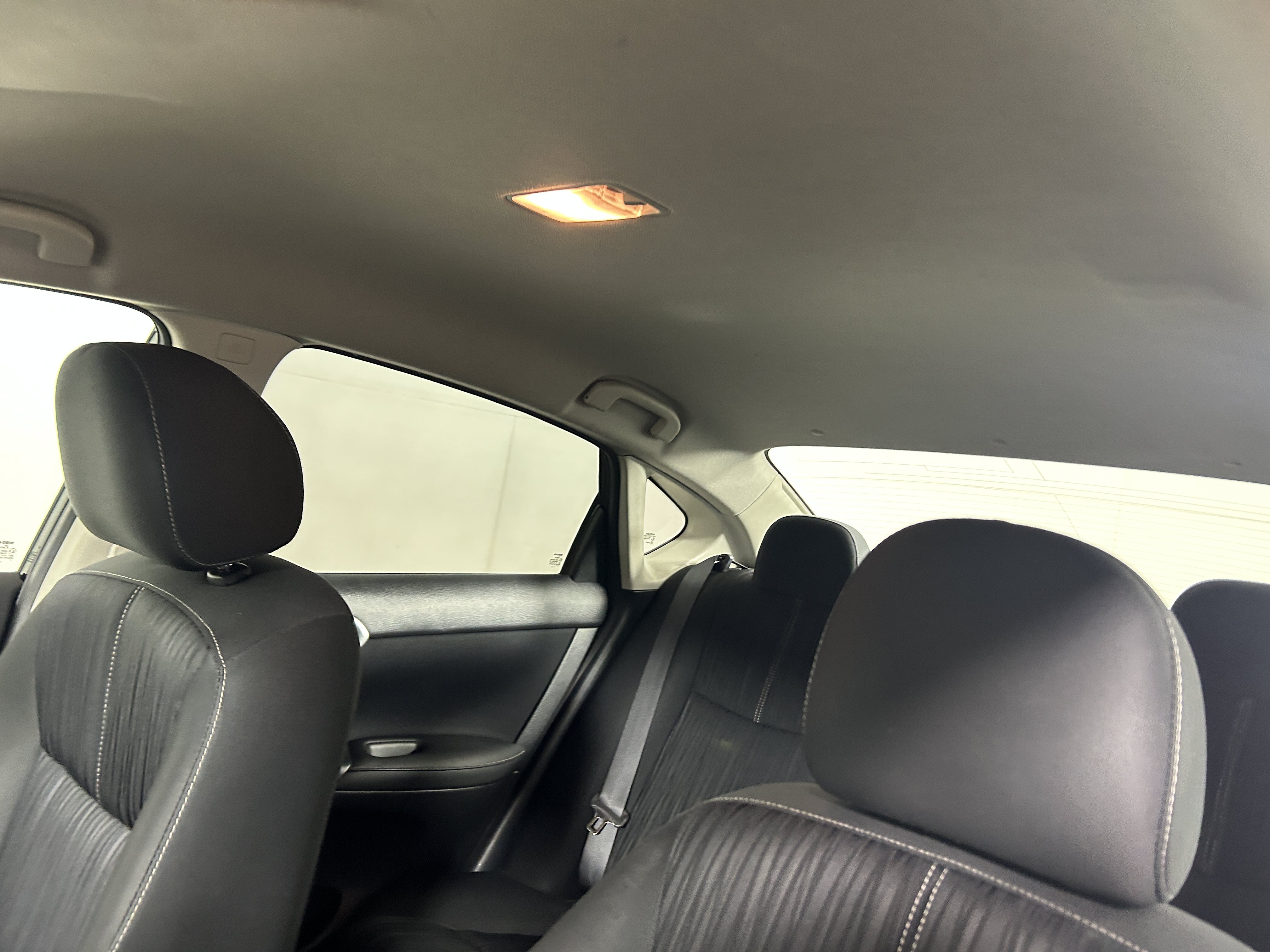 Used 2018 Nissan Sentra SV FWD image 11