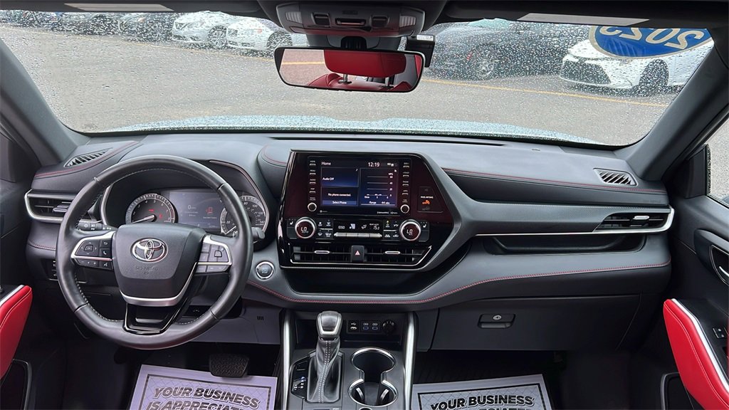 Used 2022 Toyota Highlander XSE image 14