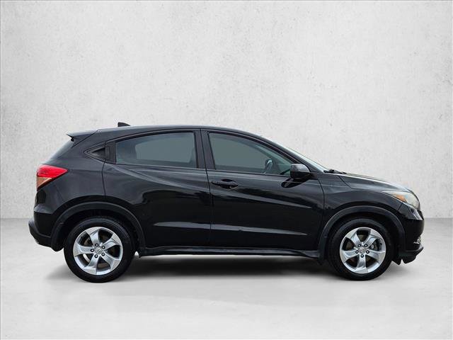 Used 2016 Honda HR-V LX image 4