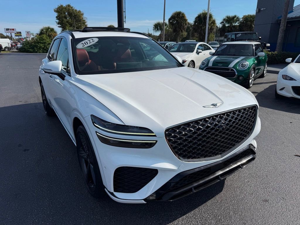 Used 2022 Genesis GV70 2.5T w/ Sport Prestige Package image 3
