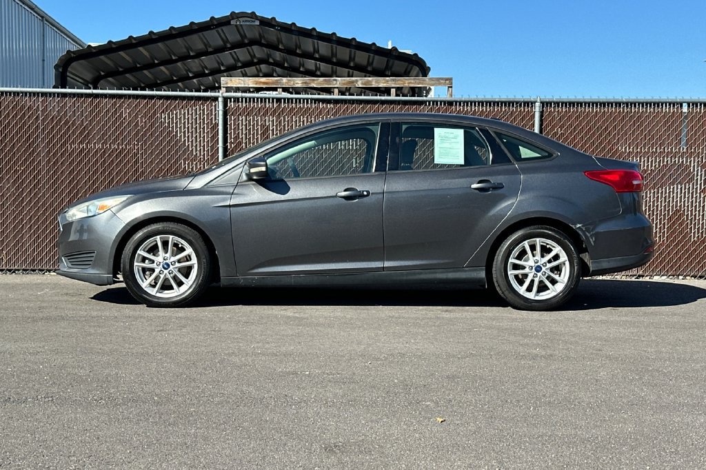Used 2015 Ford Focus SE FWD image 10