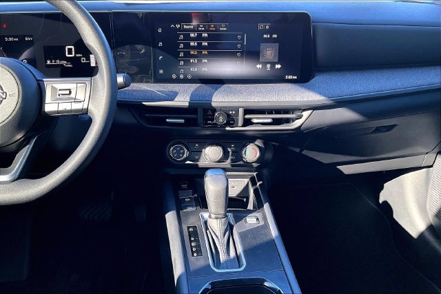 New 2027 Nissan Kicks S FWD image 11