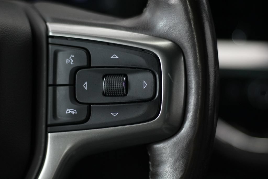 Used 2023 Chevrolet Silverado 1500 LT AWD/4WD image 13