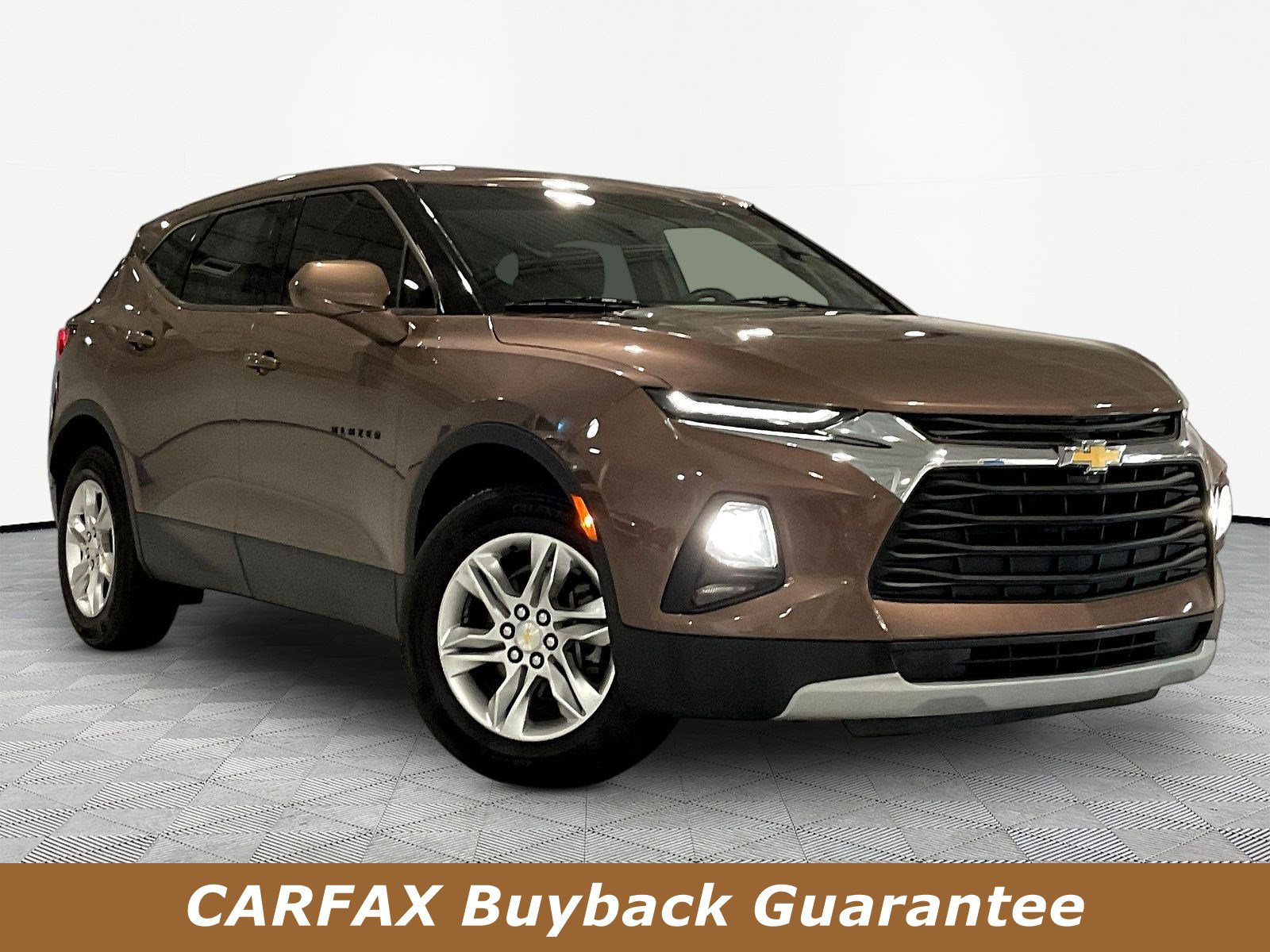 Used 2019 Chevrolet Blazer LT w/ LPO, Cargo Package FWD image 3