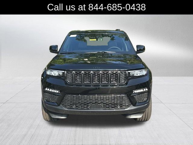 New 2025 Jeep Grand Cherokee Limited w/ Luxury Tech Group II image 2
