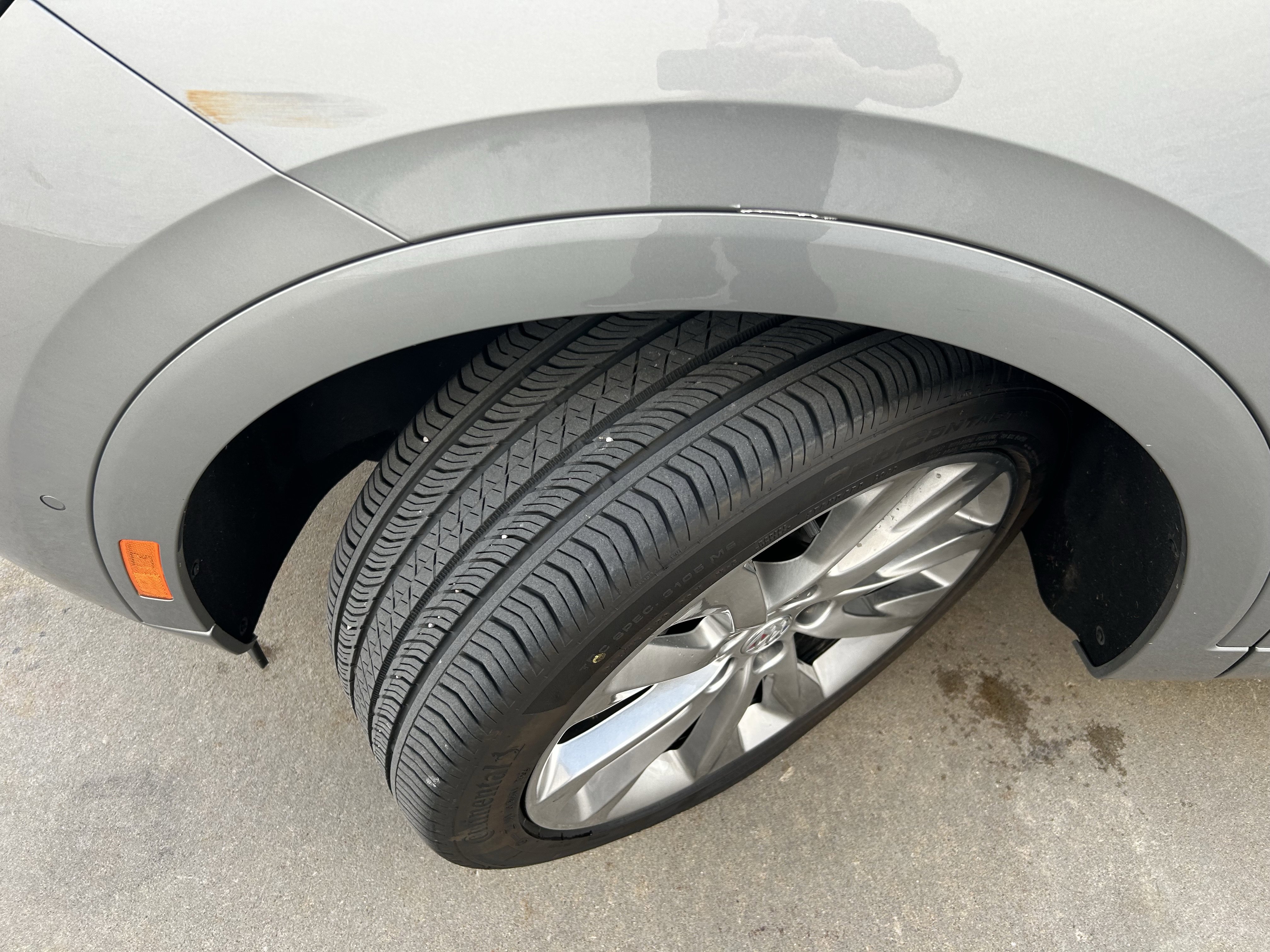 Used 2023 Buick Envision Avenir AWD/4WD image 7