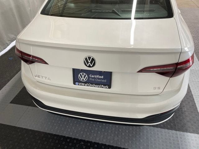 Certified 2023 Volkswagen Jetta SE w/ Panoramic Sunroof Package FWD image 7