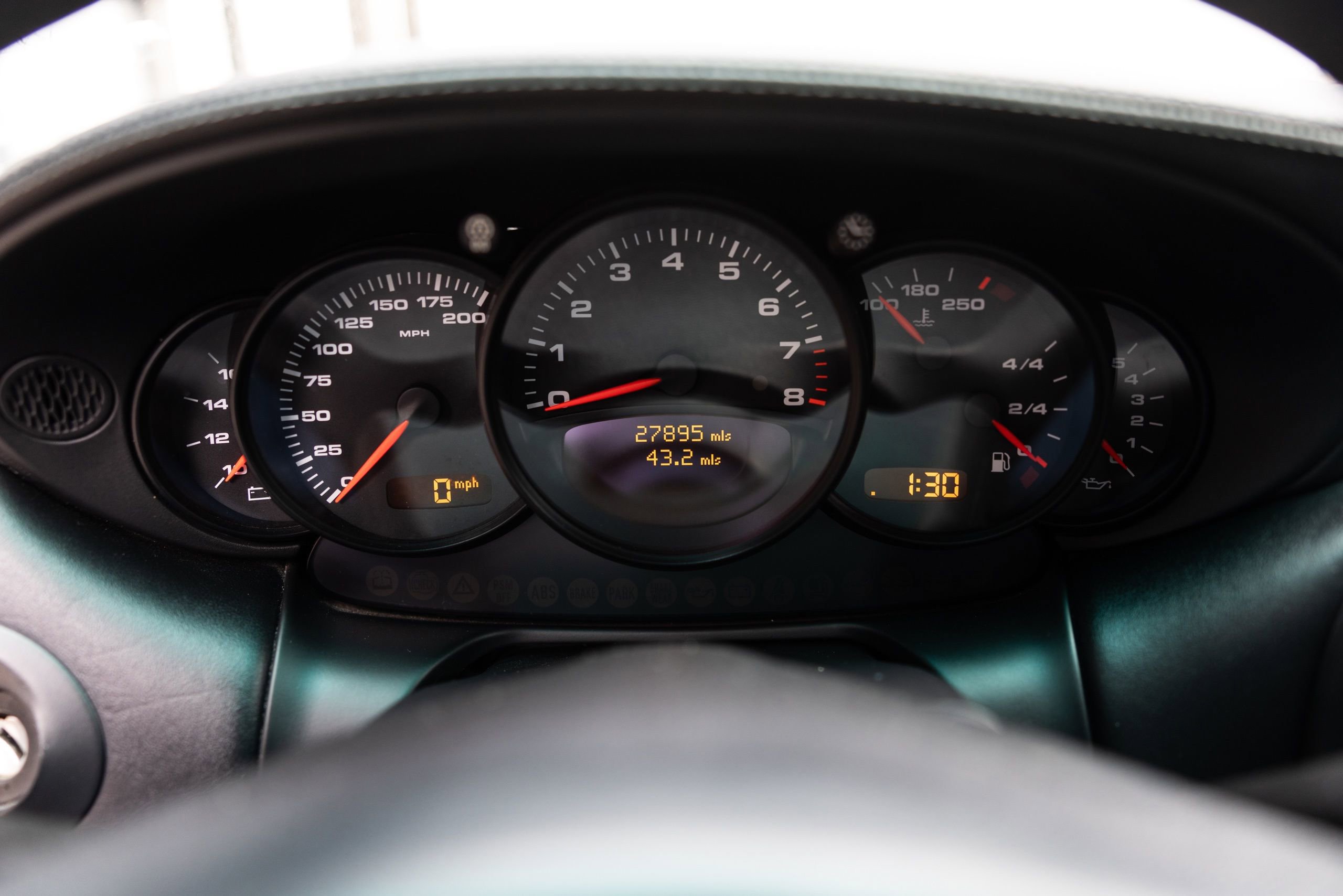 Used 2003 Porsche 911 Carrera image 6