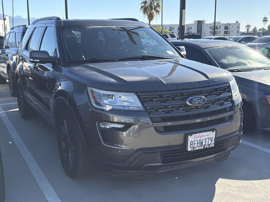 Used 2018 Ford Explorer XLT w/ Equipment Group 202A FWD image 15