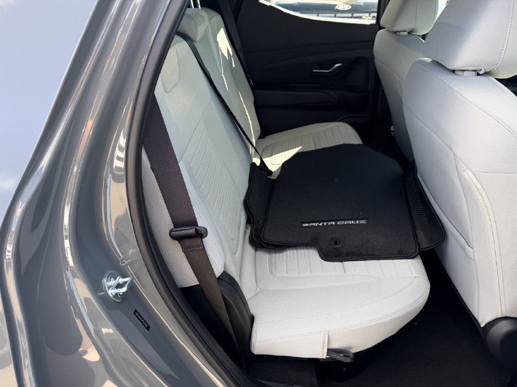 New 2026 Hyundai Santa Cruz SE AWD/4WD image 11