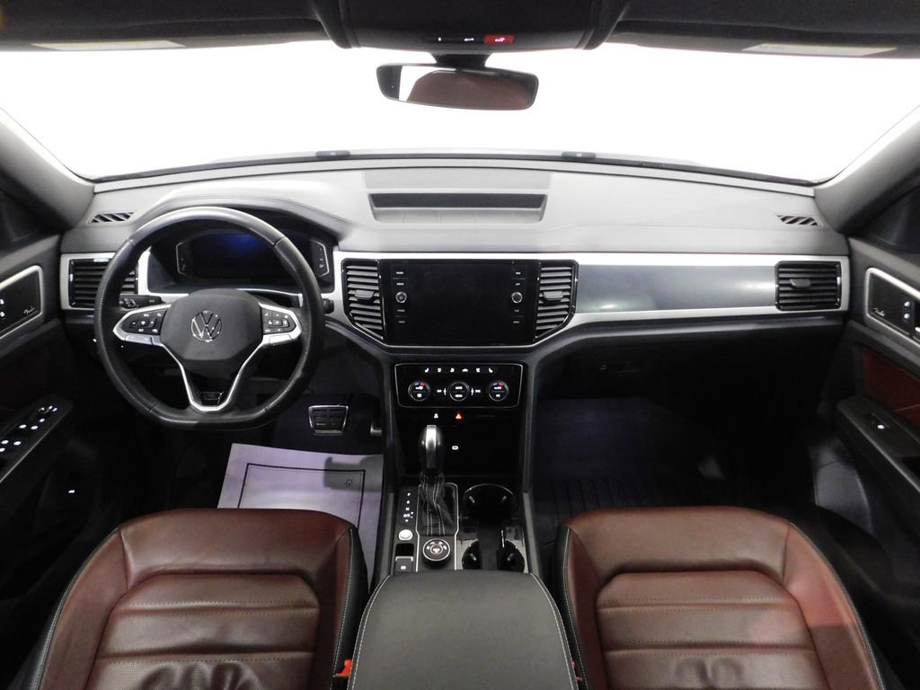 Used 2023 Volkswagen Atlas Cross Sport SEL Premium R-Line image 39