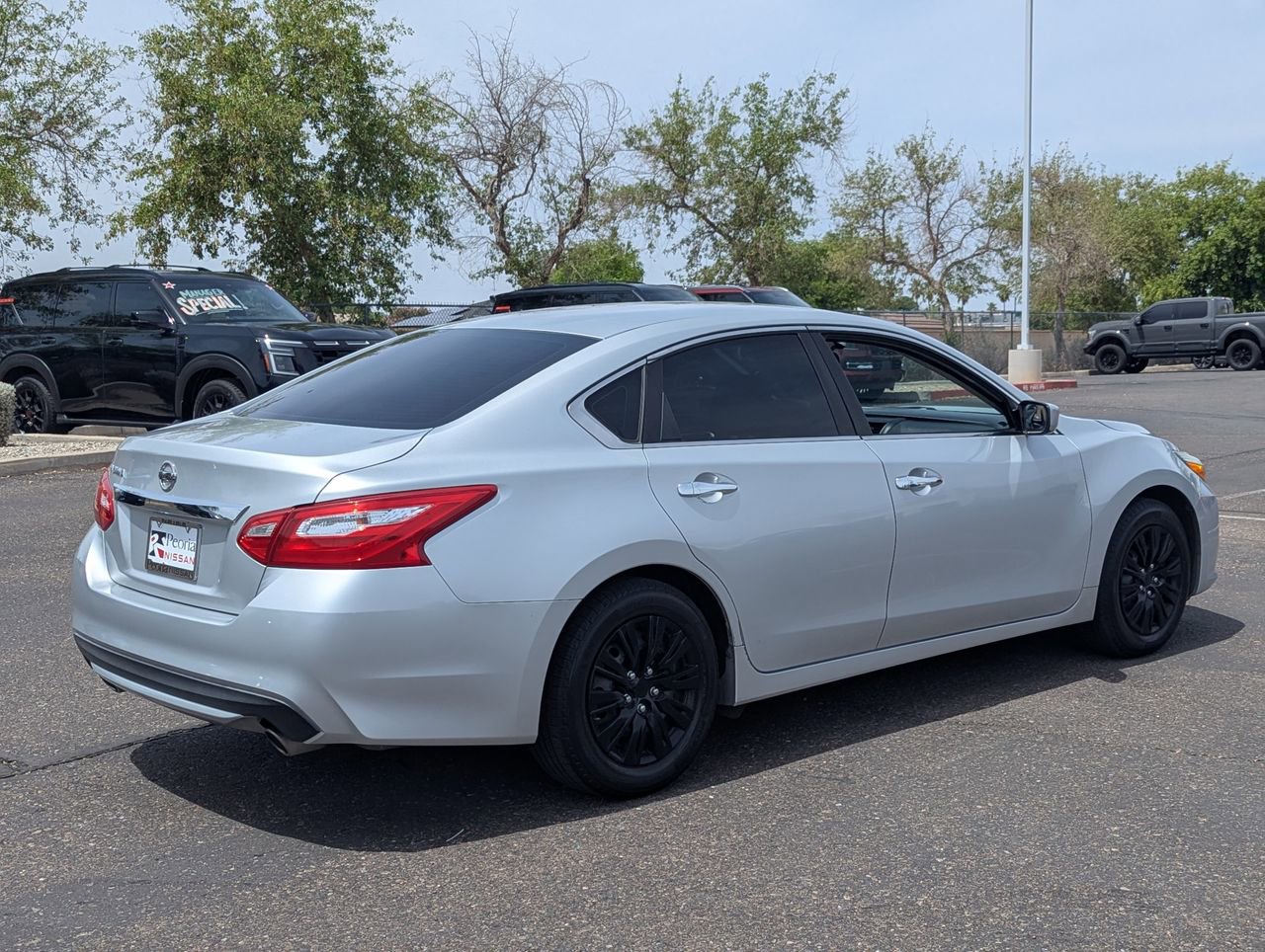 Used 2016 Nissan Altima 2.5 S w/ Power Driver Seat Package image 8