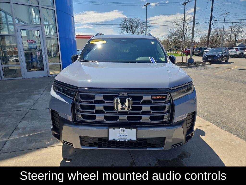 Certified 2026 Honda Pilot TrailSport image 9