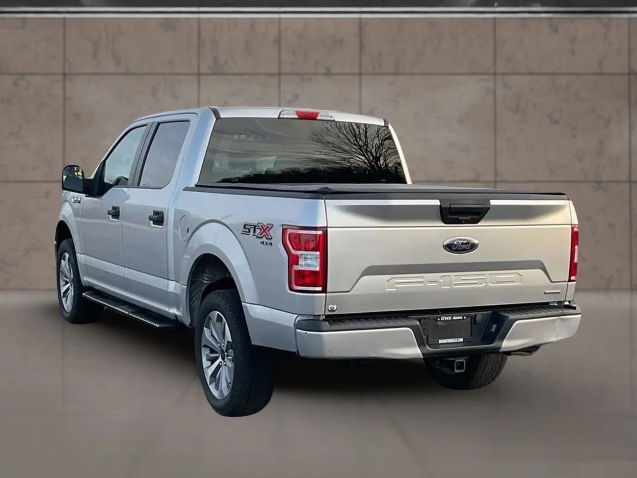 Used 2018 Ford F150 XL w/ Equipment Group 101A Mid image 8