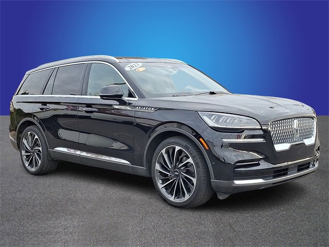 Used 2023 Lincoln Aviator Reserve w/ Equipment Group 201A image 3