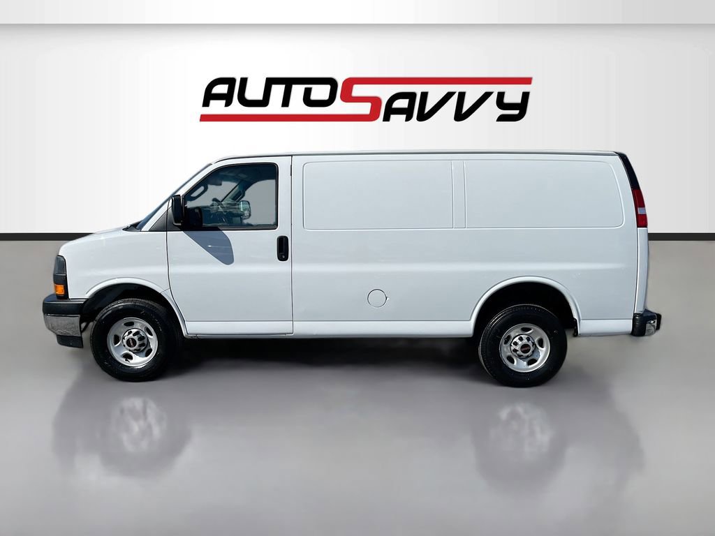 Used 2024 GMC Savana 2500 w/ Driver Convenience Package image 4