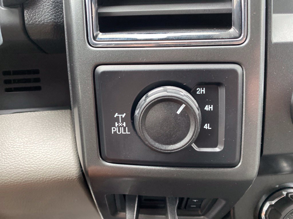 Certified 2022 Ford F350 XLT AWD/4WD image 32