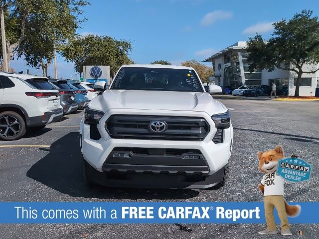 Used 2025 Toyota Tacoma SR5 image 2