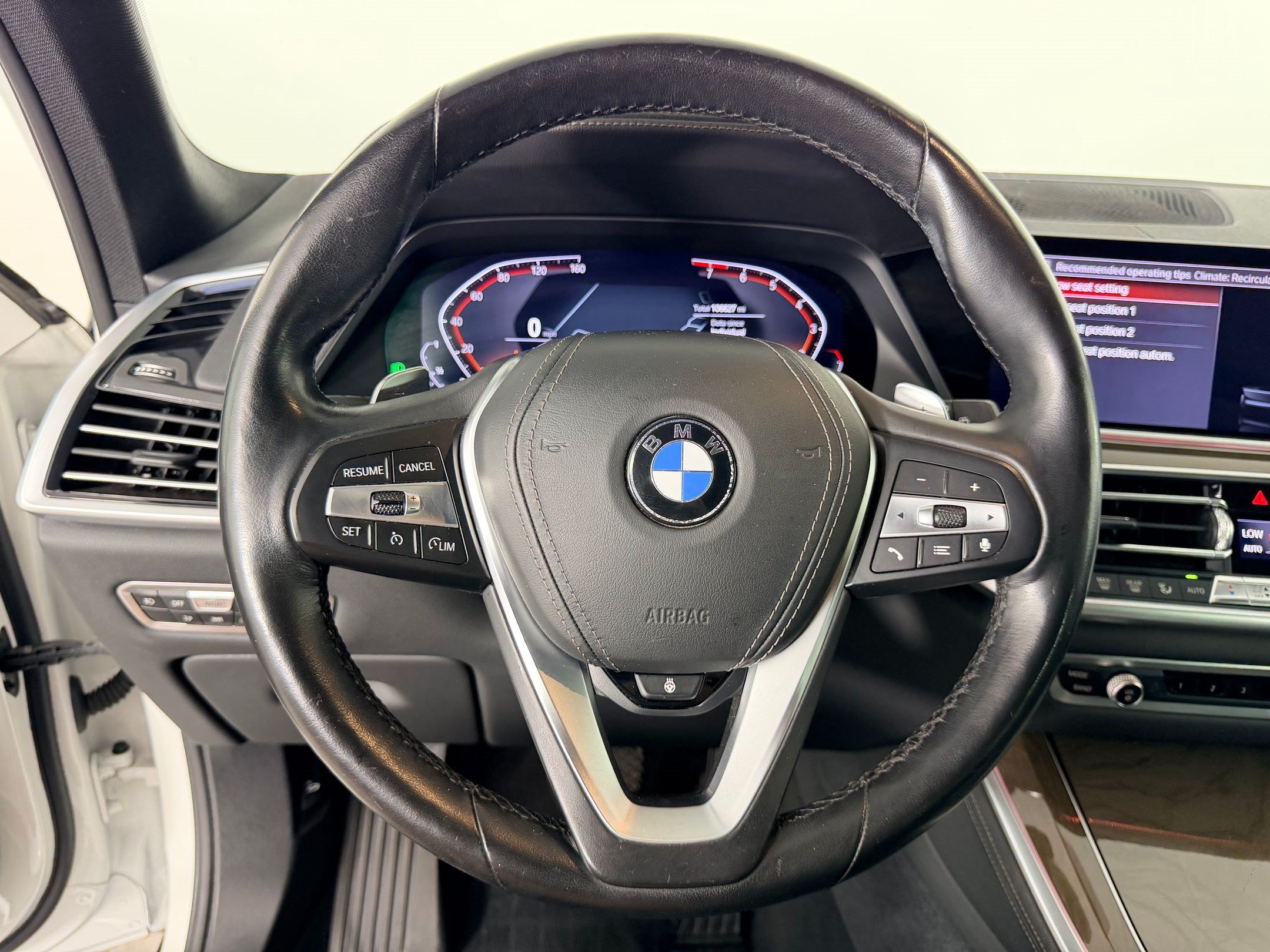 Used 2019 BMW X5 xDrive40i w/ Luxury Seating Package AWD/4WD image 11