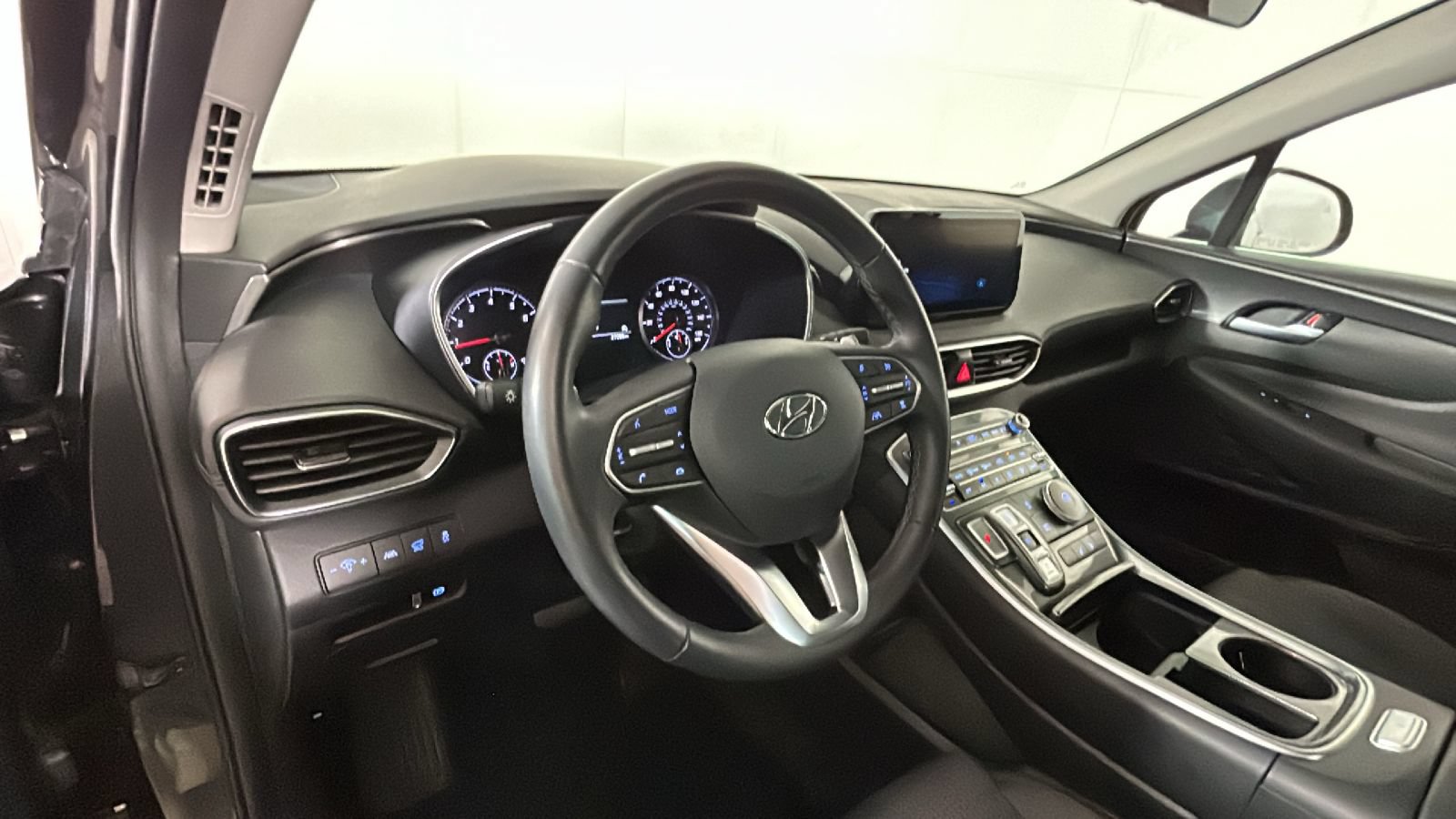 Certified 2023 Hyundai Santa Fe SEL FWD image 18