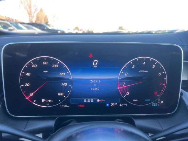 Used 2025 Mercedes-Benz GLC 300 4MATIC image 14