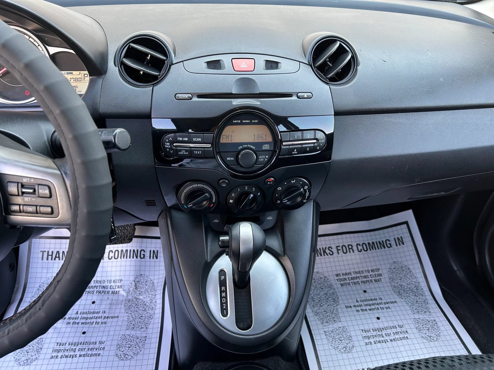 Used 2014 MAZDA MAZDA2 Touring FWD image 15
