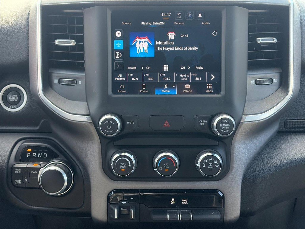 Used 2024 RAM 2500 Big Horn w/ Bed Utility Group image 14