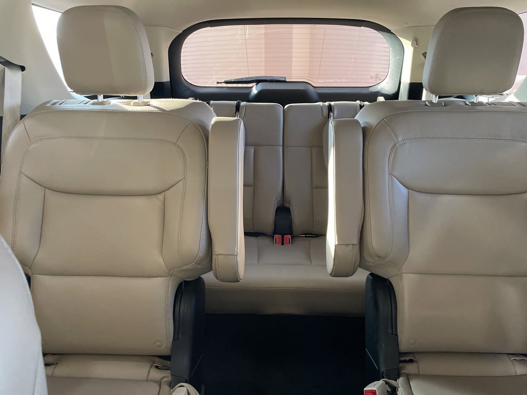 Certified 2022 Ford Explorer XLT w/ Equipment Group 202A image 23