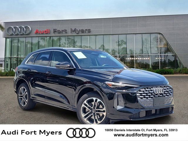 Certified 2025 Audi Q5 Premium w/ Premium Plus AWD/4WD image 1