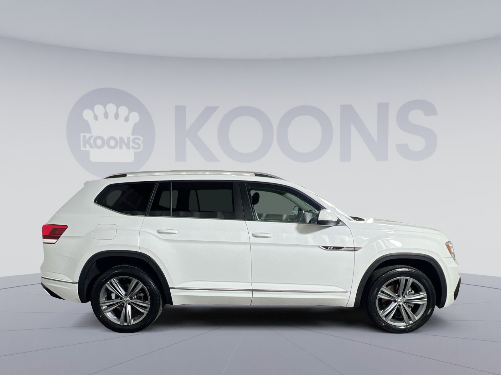 Used 2019 Volkswagen Atlas SE w/ Panoramic Sunroof Package image 8