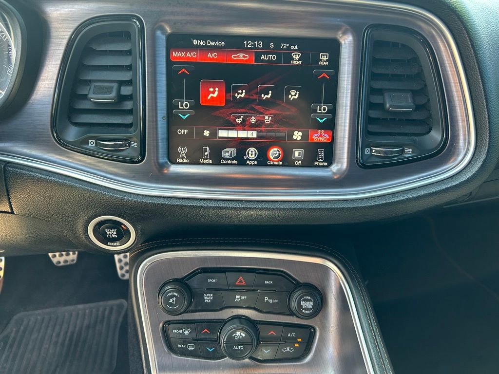 Used 2015 Dodge Challenger R/T Plus image 20