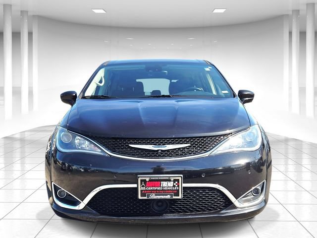 Used 2019 Chrysler Pacifica Touring Plus w/ Advanced Safetytec Group FWD image 5
