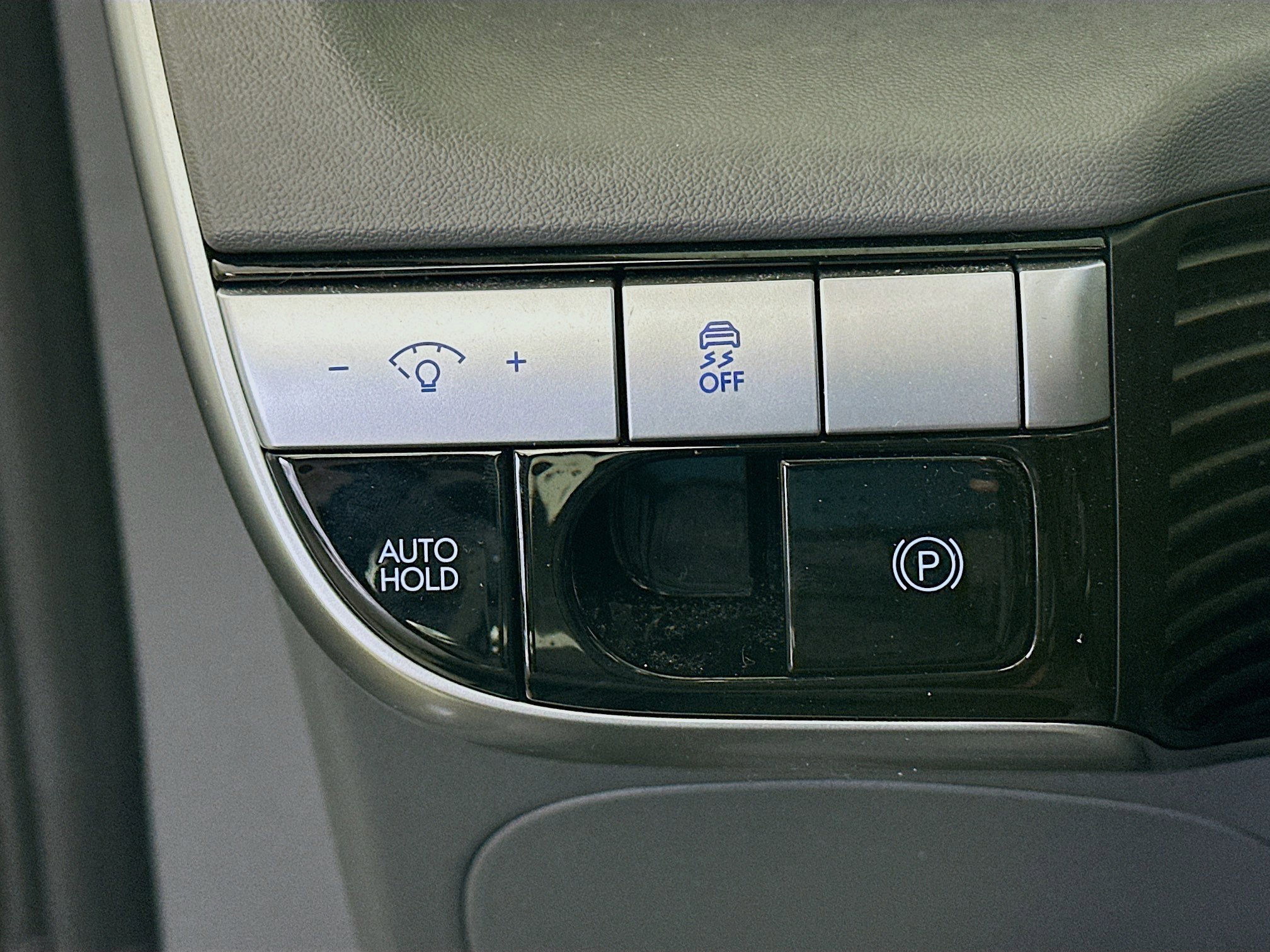 Used 2023 Hyundai Ioniq 5 SE image 17