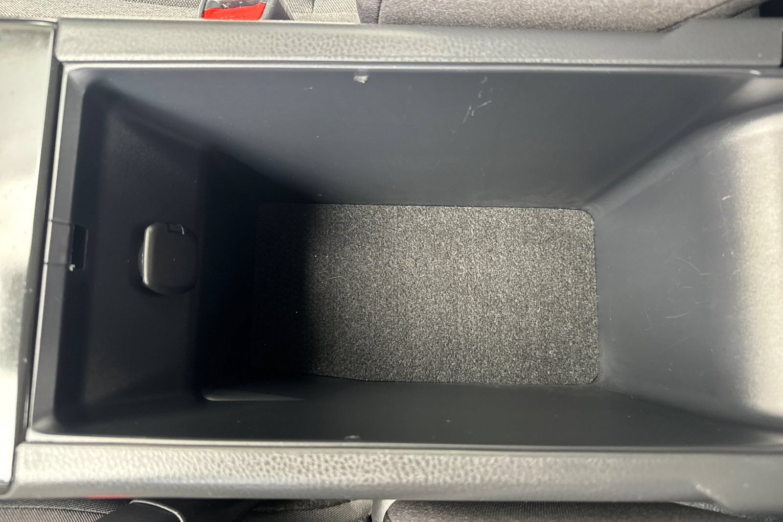 Certified 2025 Toyota Camry LE FWD image 33