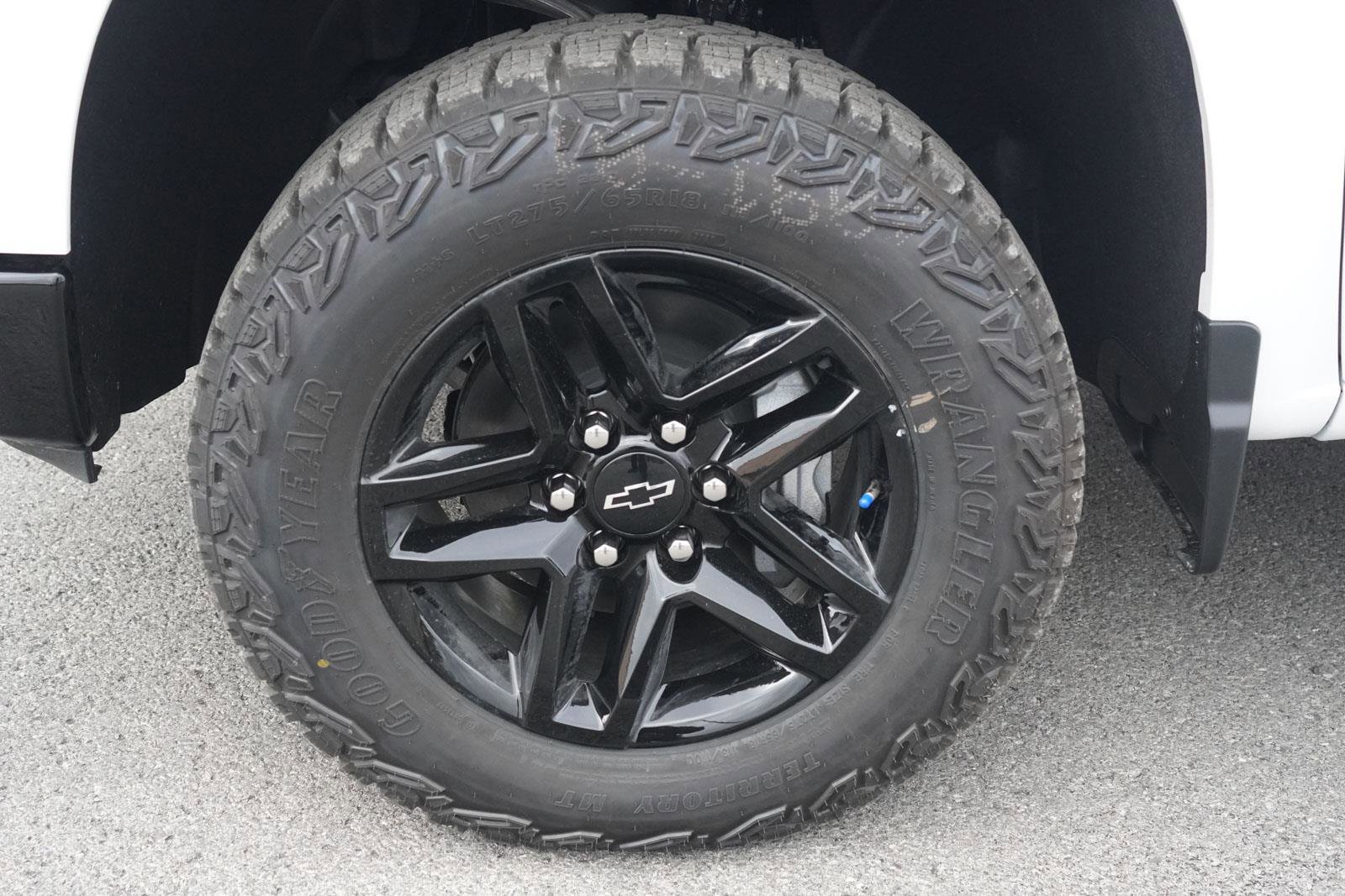 New 2026 Chevrolet Silverado 1500 Custom Trail Boss AWD/4WD image 10